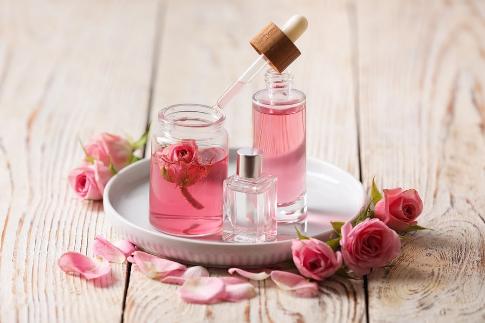 rose oil online in Canada By Hemani
