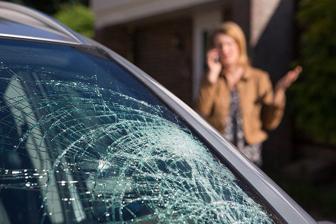 auto glass repair services in Menomonee Falls WI