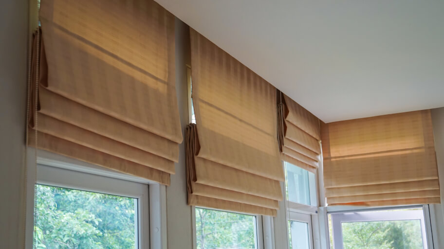 The Benefits of Choosing Local Roman Blinds Cleaning Near Me