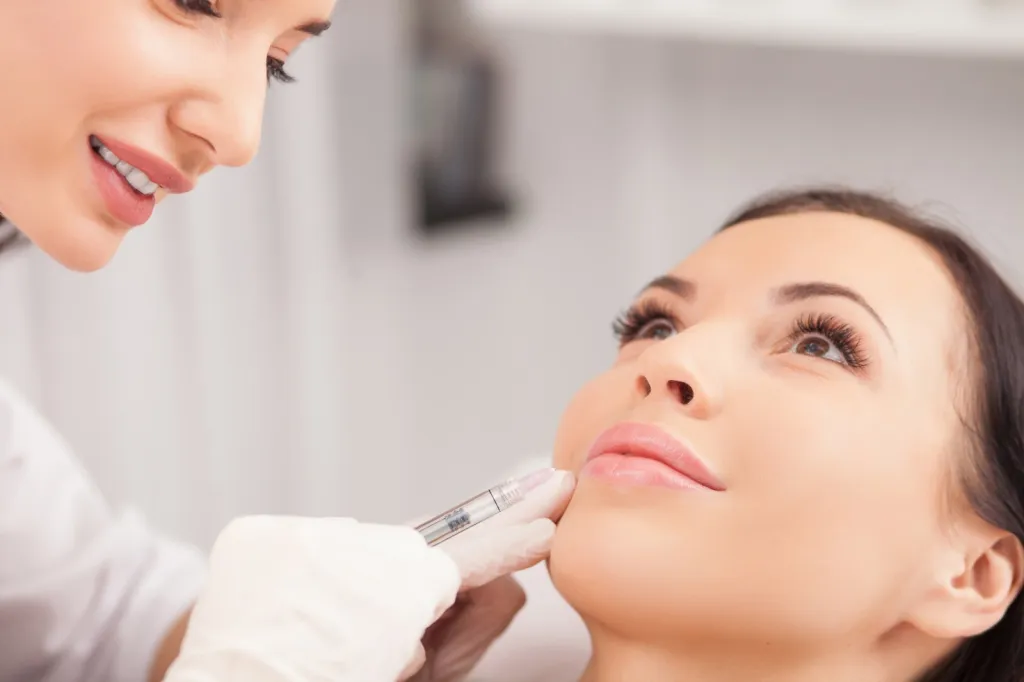 Finding Reliable Reviews for the Best Dermal Fillers Dermatologists in Dubai