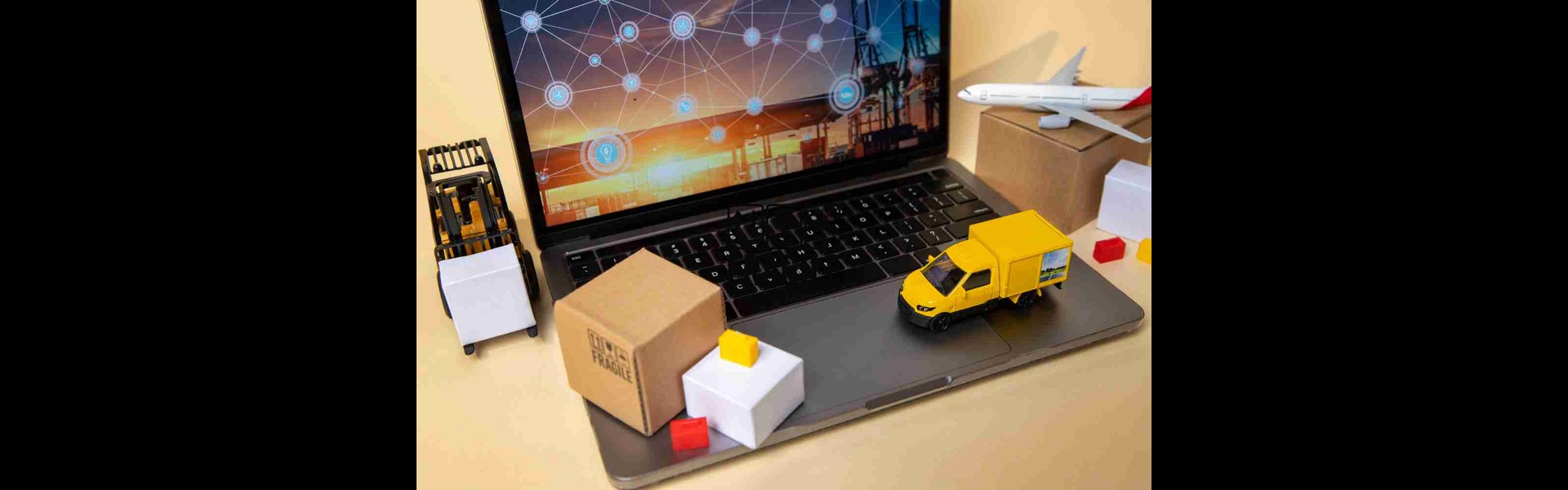 Top Benefits of Custom Logistics Software Development