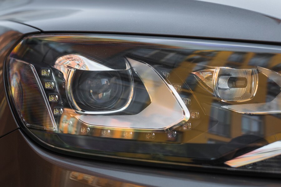 Headlight Restoration in South Africa Restore Clarity and Drive Safely