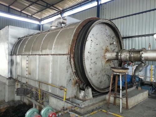Tyre Pyrolysis Plant