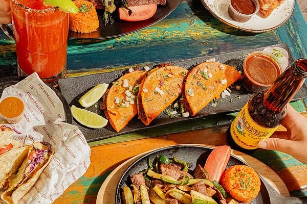 mexican-taco-bar-in-miami